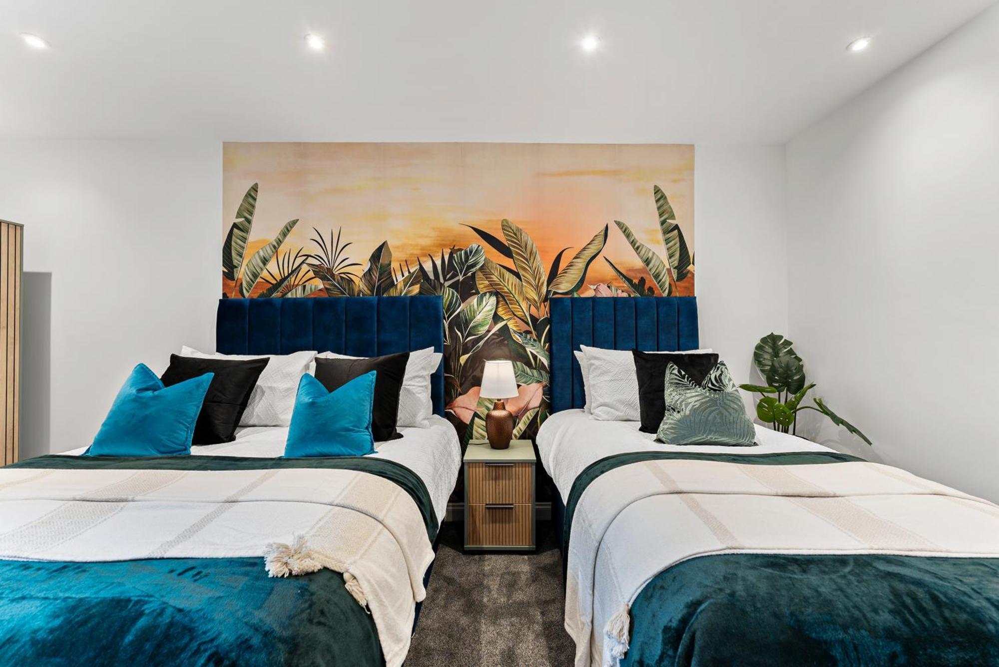 Stylish Abode In - Games - Parking Leeds (West Yorkshire)